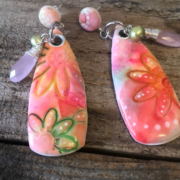 GEMSTONE and PEARL Earrings - Picture 1 of 5